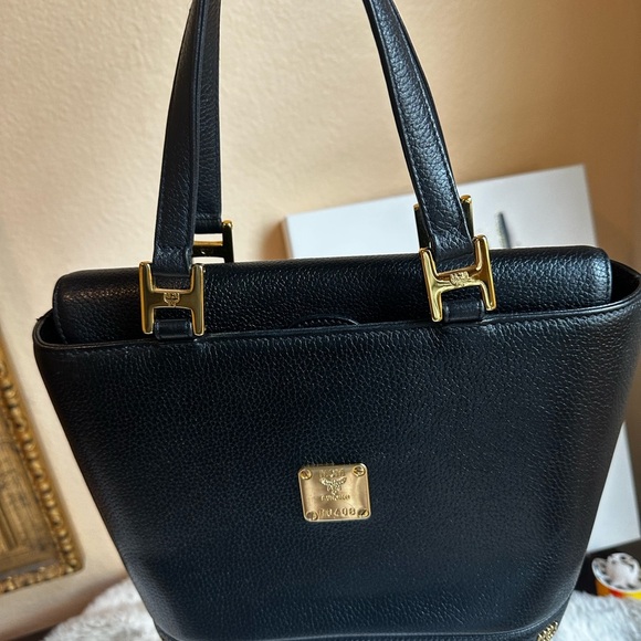 MCM Black Leather Flap Bag with COA - Picture 1 of 14